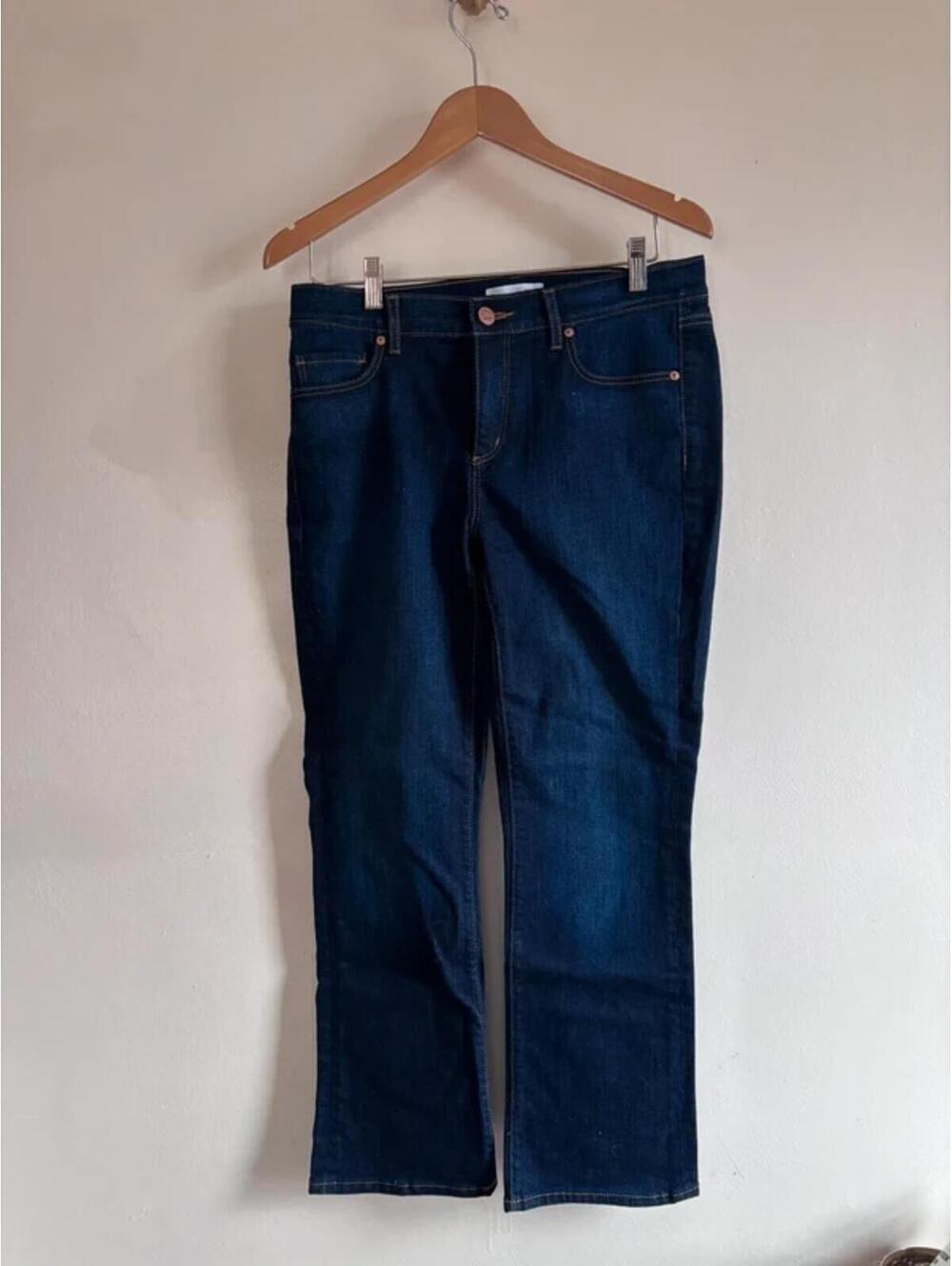 LOFT‎ Flare Crop Blue Jeans size 6